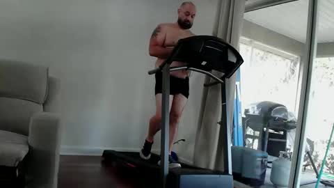 Snapshot of munchies420 chatting on March 2026 12:55:01 PM Bearded online show from March 2026 12:55:01 PM