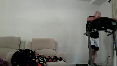 Bearded online show from April 2026 12:21:01 PM