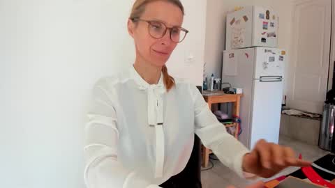 LOVELY JULIA  Peter DAY online show from March 2026 01:55:01 PM