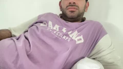 Snapshot of munnabobby2008 chatting on January 2025 06:57:01 AM munnabobby2008 online show from January 2025 06:57:01 AM