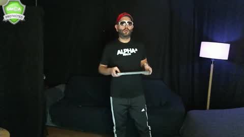 Snapshot of muratturkei chatting on December 2024 09:44:01 PM MasterBros online show from December 2024 09:44:01 PM