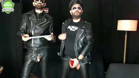 Snapshot of muratturkei chatting on December 2024 05:23:02 AM MasterBros online show from December 2024 05:23:02 AM