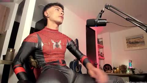 murielkarmesi online show from November 2025 12:44:01 AM