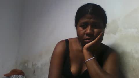 murielleee online show from May 2026 07:55:02 PM