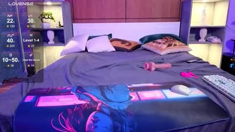 murrkitten online show from November 2025 08:10:01 PM