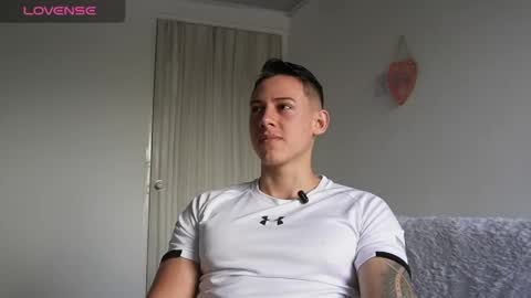 Snapshot of muscle_king_cum chatting on May 2026 01:39:02 PM muscle_king_cum online show from May 2026 01:39:02 PM