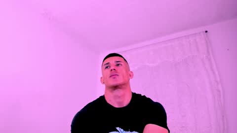 Muscle Man online show from February 2026 12:30:02 AM