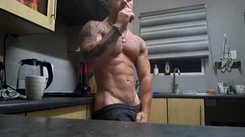 muscledaddy69s online show from March 2026 03:32:01 AM