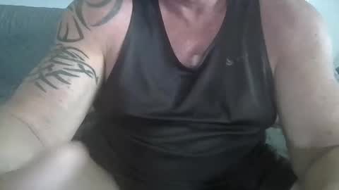 Muscleddaddy online show from February 2025 05:40:01 PM