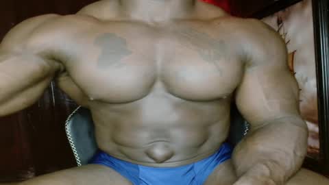musclegod23 online show from June 2026 09:11:02 AM