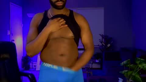 Snapshot of muscleman194 chatting on February 2026 01:13:02 AM Master94 online show from February 2026 01:13:02 AM