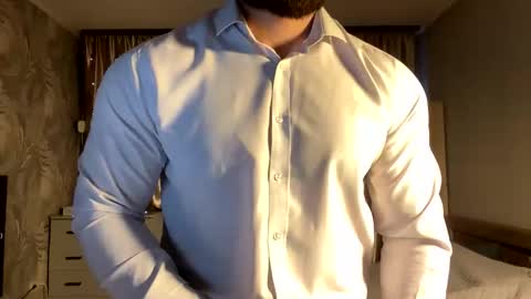 muscularjuggler online show from March 2026 12:38:02 AM