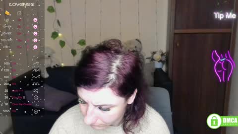 Snapshot of muse_kitty_jenia chatting on January 2025 02:09:01 AM Jenya online show from January 2025 02:09:01 AM