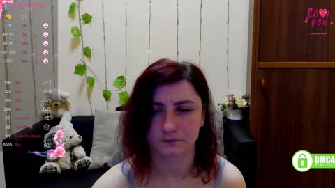 Snapshot of muse_kitty_jenia chatting on February 2025 09:47:02 PM Jenya online show from February 2025 09:47:02 PM