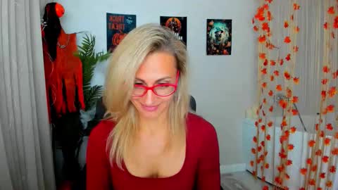 Diana online show from October 2025 11:42:01 AM