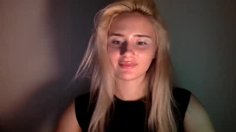 musescorner online show from November 2025 06:34:02 PM