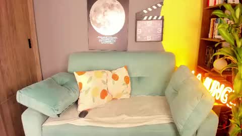 VALENTINA Luna  online show from August 2026 01:59:02 AM