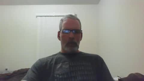 Snapshot of mustang_daddy chatting on November 2025 02:09:01 AM 307MountainMan online show from November 2025 02:09:01 AM
