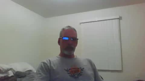 Snapshot of mustang_daddy chatting on April 2026 01:19:02 AM 307MountainMan online show from April 2026 01:19:02 AM