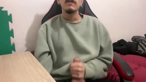 Snapshot of muupp69 chatting on December 2024 01:52:02 PM muupp69 online show from December 2024 01:52:02 PM