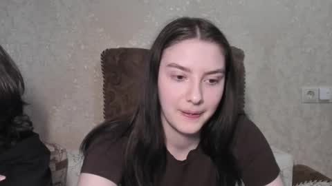 Snapshot of muuur_love chatting on March 2026 04:11:02 PM cute couple online show from March 2026 04:11:02 PM