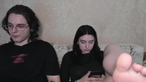 Snapshot of muuur_love chatting on April 2026 03:45:01 PM cute couple online show from April 2026 03:45:01 PM