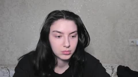Snapshot of muuur_love chatting on April 2026 04:10:02 PM cute couple online show from April 2026 04:10:02 PM