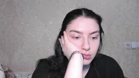 Snapshot of muuur_love chatting on April 2026 02:43:01 PM cute couple online show from April 2026 02:43:01 PM