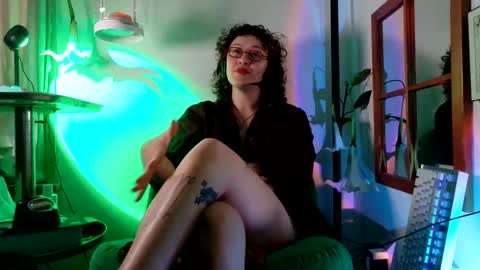 Snapshot of mx_anouk_divine chatting on May 2026 12:30:02 AM Mx. Anouk Divine online show from May 2026 12:30:02 AM