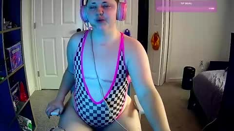 Snapshot of mxgoddex chatting on February 2025 09:35:02 PM Caidra online show from February 2025 09:35:02 PM