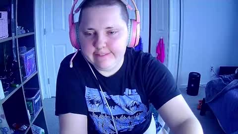 Caidra online show from March 2025 08:56:01 PM