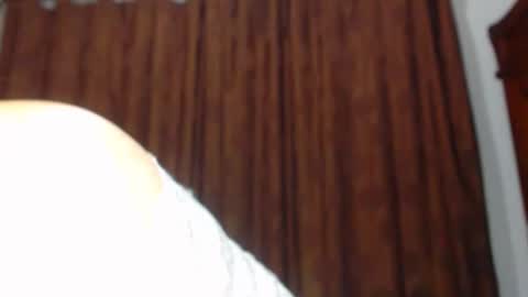     sara      i know you love me xoxox     online show from February 2026 06:56:02 AM