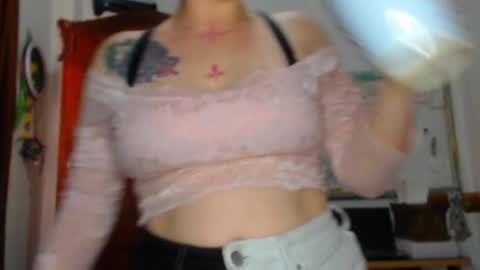     sara      i know you love me xoxox     online show from March 2026 07:52:02 PM