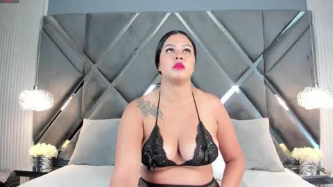 Mariana Evans online show from November 2025 11:32:02 AM