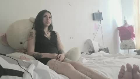 miagosling  NTMU  Dont forget follow me  online show from July 2026 06:10:02 PM