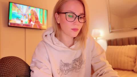 Mya-be Yours P online show from April 2026 09:01:02 PM