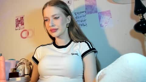 chloe online show from May 2026 09:46:02 PM