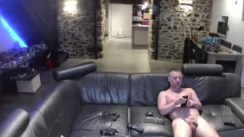 AlexSynopsis online show from March 2026 06:43:01 PM