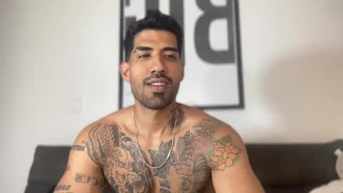 Myke esthetic online show from January 2025 12:22:02 AM