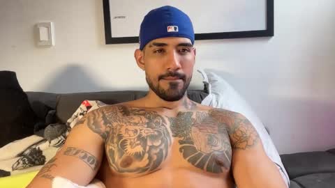 Myke esthetic online show from October 2025 08:18:02 PM