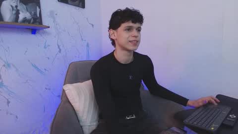 Mykel   online show from October 2025 02:29:01 PM