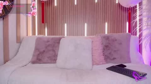 Myla  online show from January 2026 09:29:01 PM