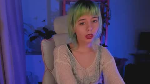 MylaFlores online show from February 2026 12:15:01 AM