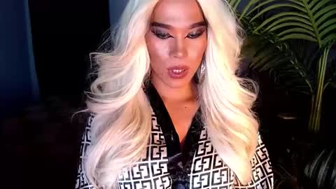 Snapshot of mylovingsofia chatting on February 2025 08:51:02 PM GODDESS SOFIA take me private show or passwordshow i cum to you online show from February 2025 08:51:02 PM