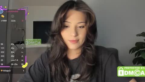 hey its Mel online show from October 2025 10:59:02 AM