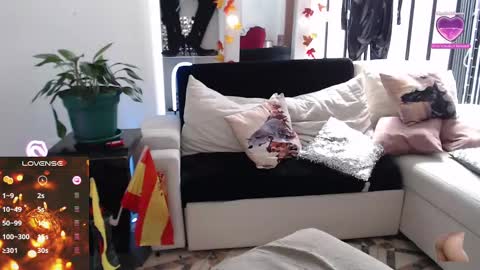 Myrna Sessions online show from February 2025 06:58:01 PM