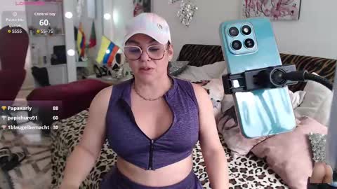 Myrna Sessions online show from September 2025 07:59:01 PM