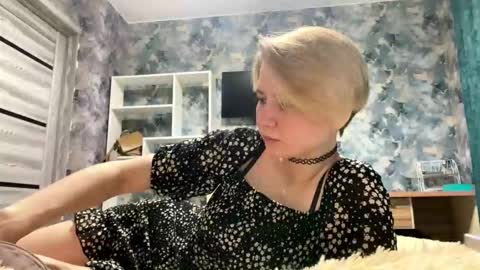 myrtiekirsten online show from November 2025 11:24:01 AM
