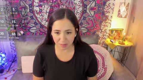 S A R A online show from December 2024 10:01:01 PM