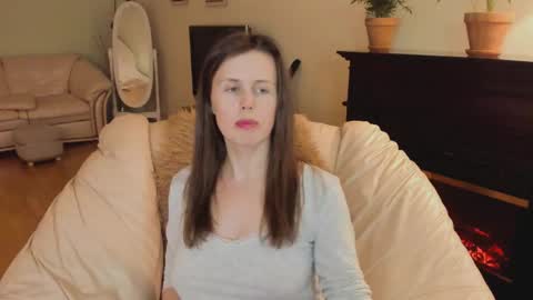 mysophiee online show from April 2026 09:39:01 PM